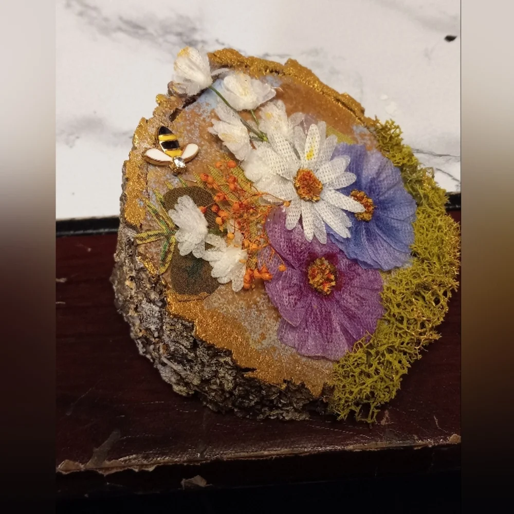 Wood Chunk Shelf Sitter - Picture 3 of 3